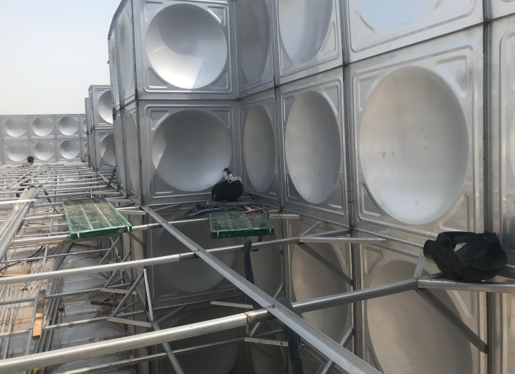 桂林不锈钢水箱是怎么达到保温功效的
